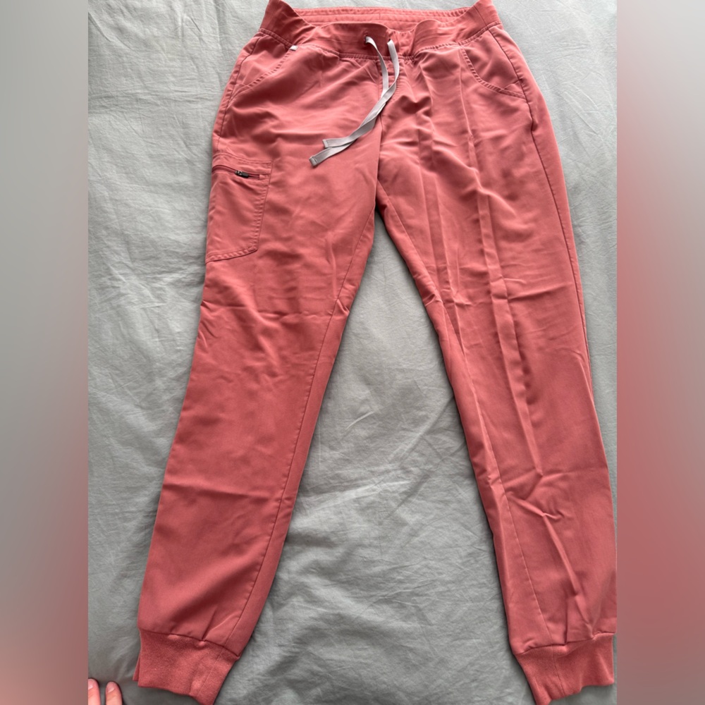 Figs Rose Jogger Pants